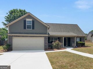 217 Happy Trail, Locust Grove, GA 30248