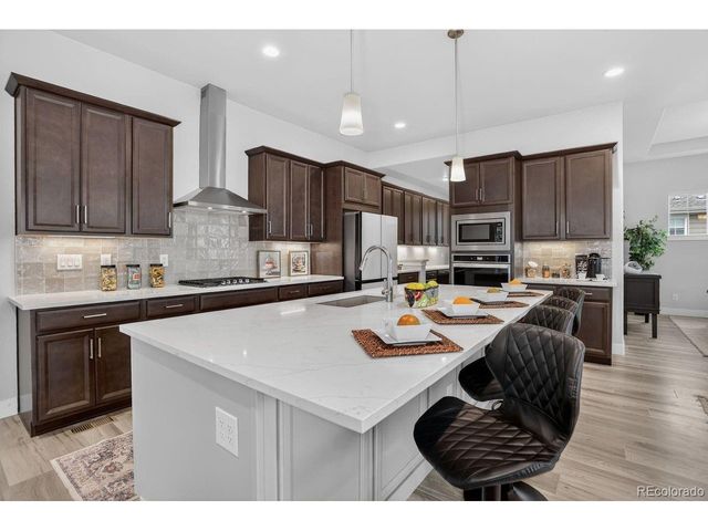 8823 S Quemoy Ct, Aurora, CO 80016