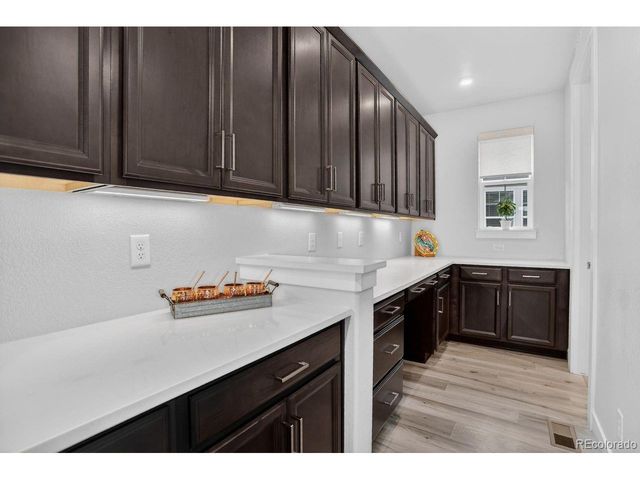 8823 S Quemoy Ct, Aurora, CO 80016