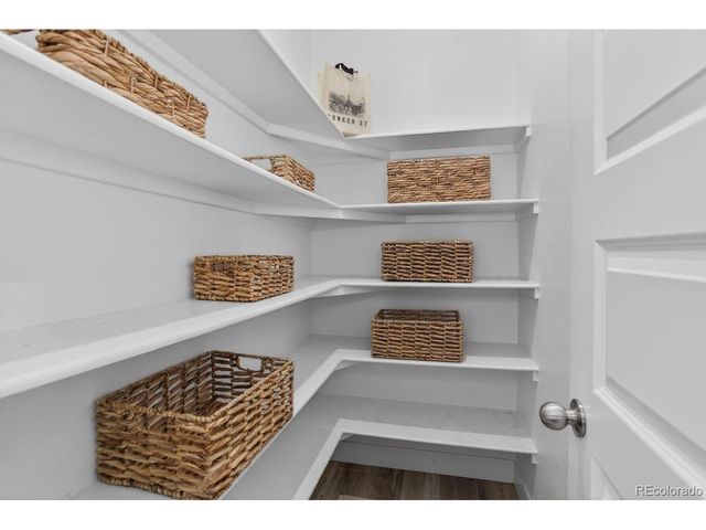 8823 S Quemoy Ct, Aurora, CO 80016