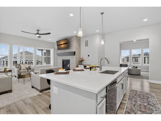 8823 S Quemoy Ct, Aurora, CO 80016