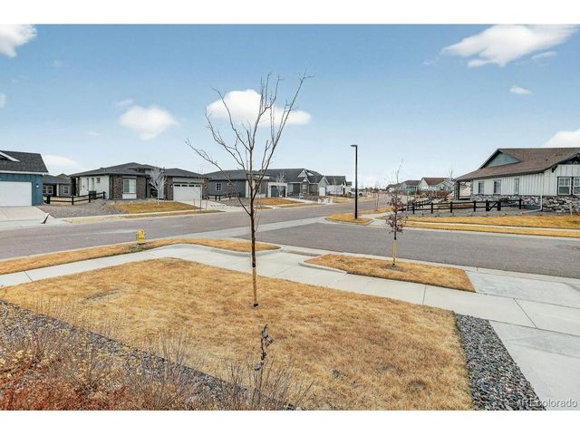 8823 S Quemoy Ct, Aurora, CO 80016