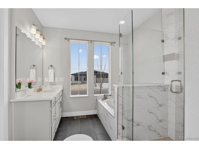 8823 S Quemoy Ct, Aurora, CO 80016