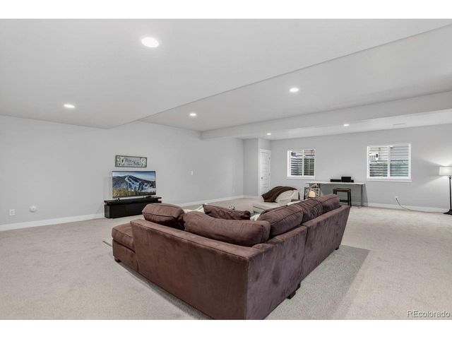 8823 S Quemoy Ct, Aurora, CO 80016
