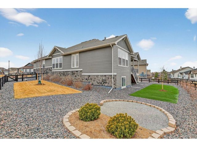 8823 S Quemoy Ct, Aurora, CO 80016