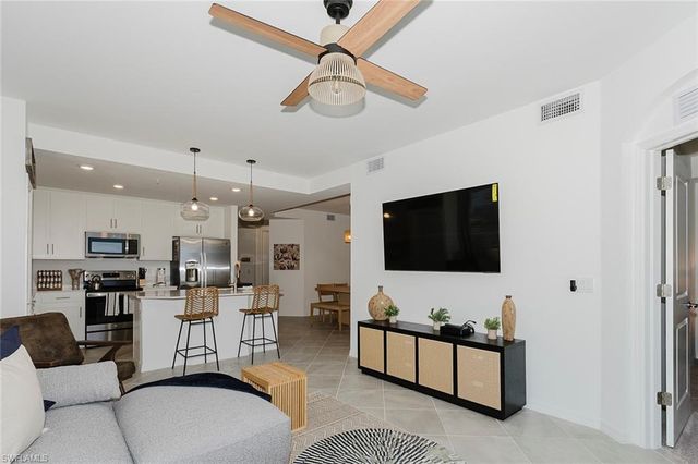 5651 Double Eagle CIR 4328, Ave Maria, FL 34142