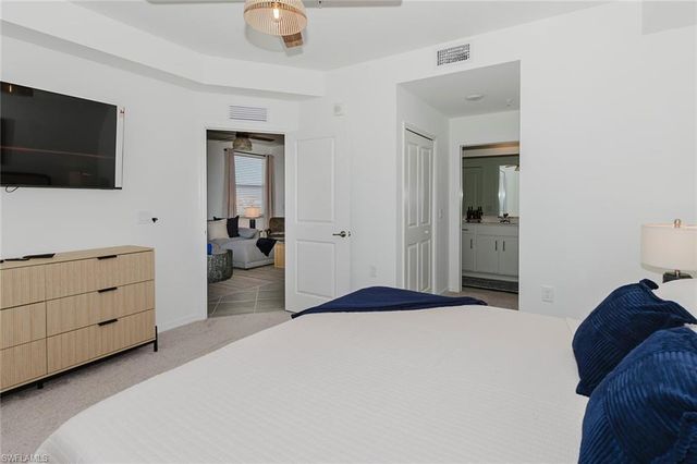 5651 Double Eagle CIR 4328, Ave Maria, FL 34142