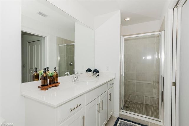 5651 Double Eagle CIR 4328, Ave Maria, FL 34142