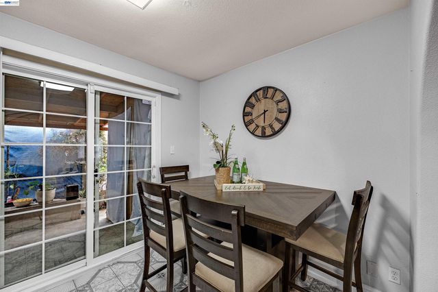 1615 85Th Ave, Oakland, CA 94621