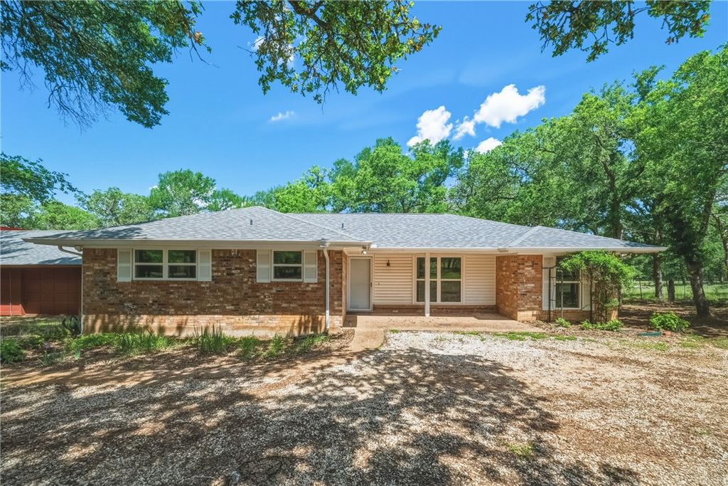 5950 Old Spanish Trail, Bryan, TX 77807 — photo 2