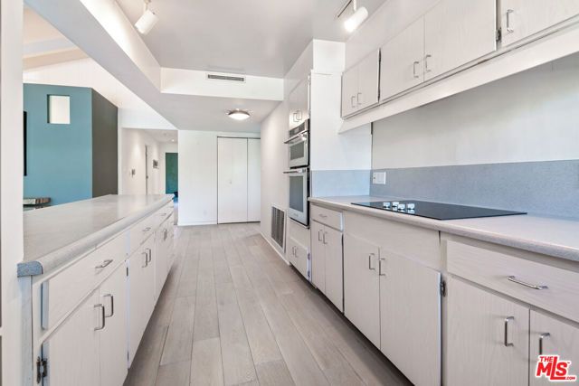 1127 Angelo Drive, Beverly Hills, CA 90210