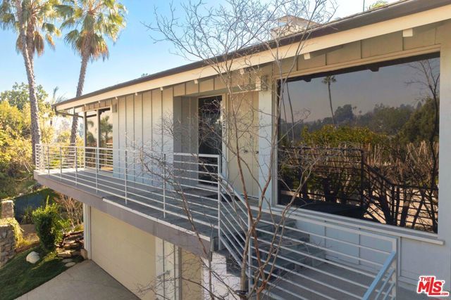 1127 Angelo Drive, Beverly Hills, CA 90210