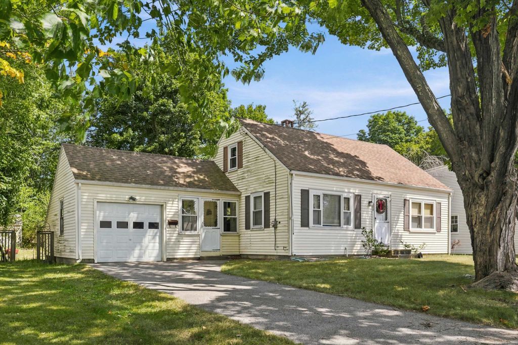 Image 1 of property listing at 13 Fairfield Drive, Hampton, NH 03842