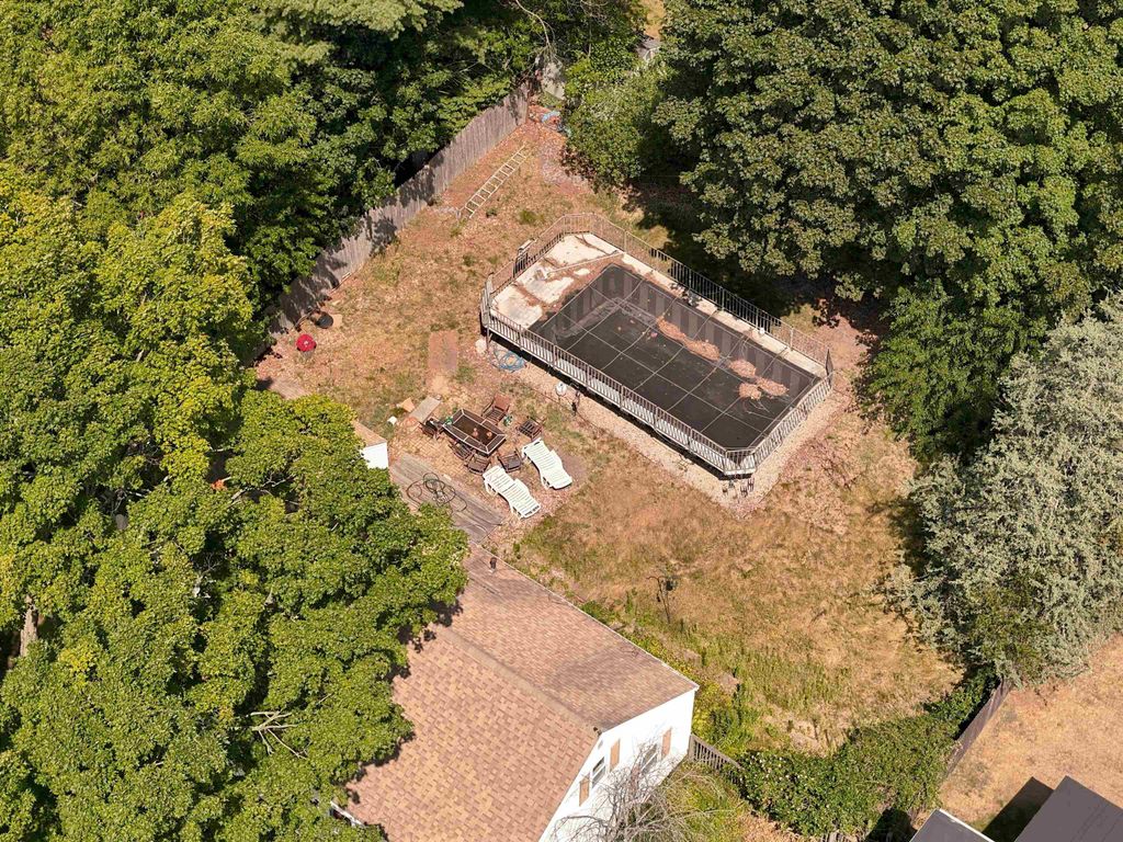 Image 11 of property listing at 13 Fairfield Drive, Hampton, NH 03842