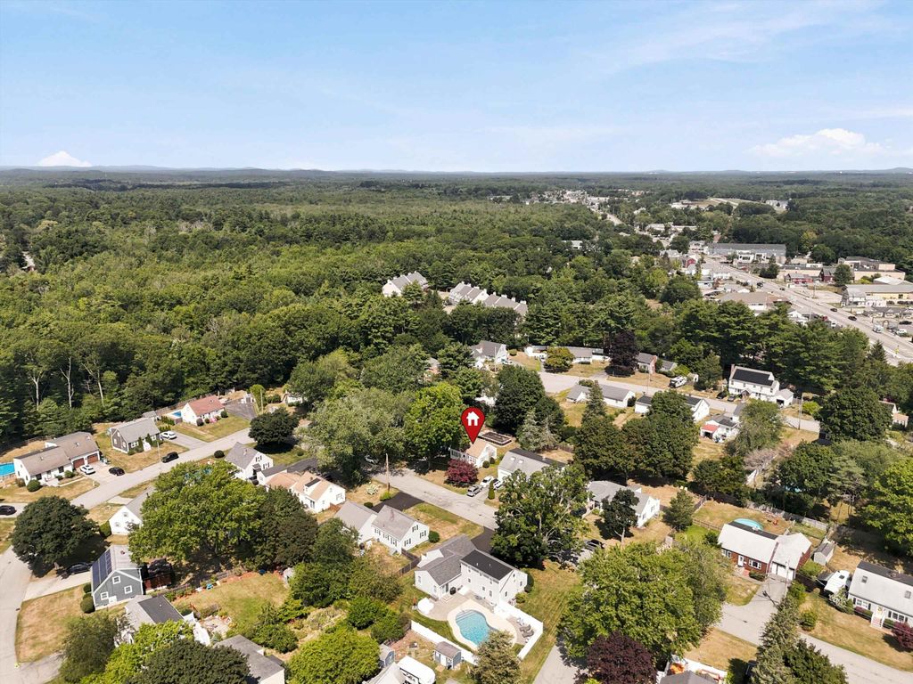 Image 17 of property listing at 13 Fairfield Drive, Hampton, NH 03842