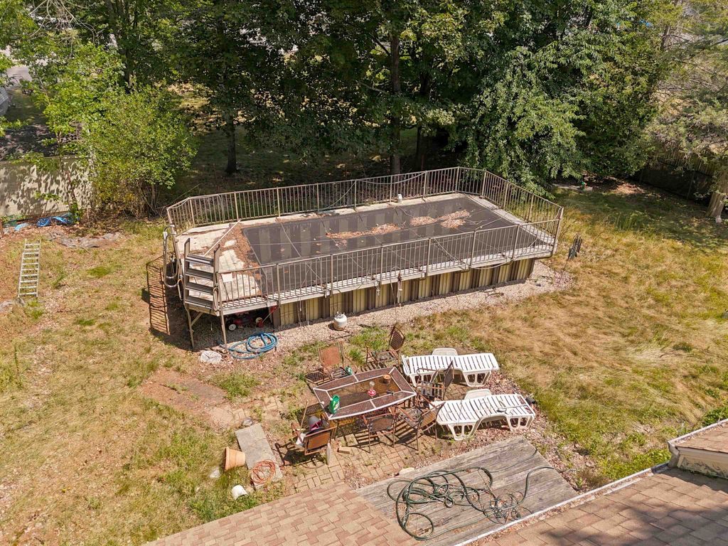 Image 9 of property listing at 13 Fairfield Drive, Hampton, NH 03842