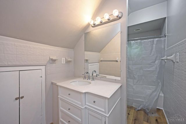 1700 Minion Avenue, Cincinnati, OH 45205