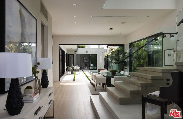 3711 May Street, Los Angeles, CA 90066