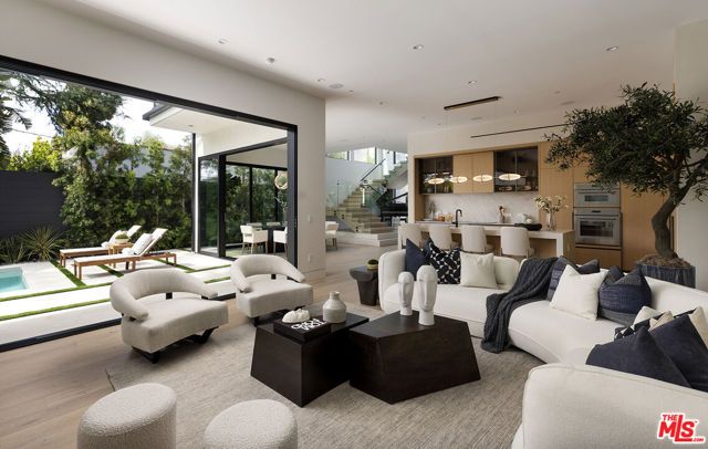 3711 May Street, Los Angeles, CA 90066
