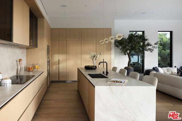 3711 May Street, Los Angeles, CA 90066