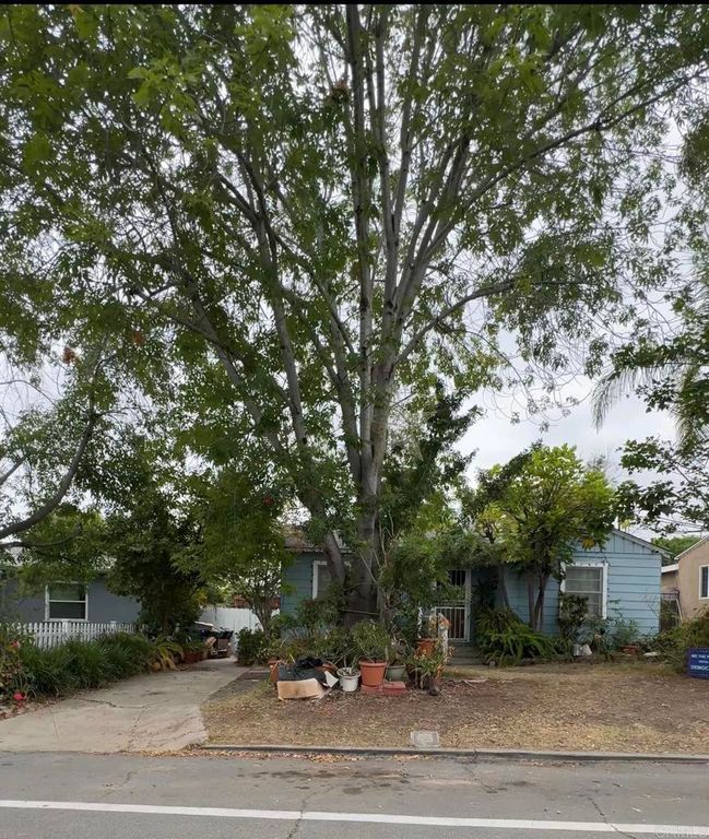 4380 Pomona, La Mesa, CA 91942