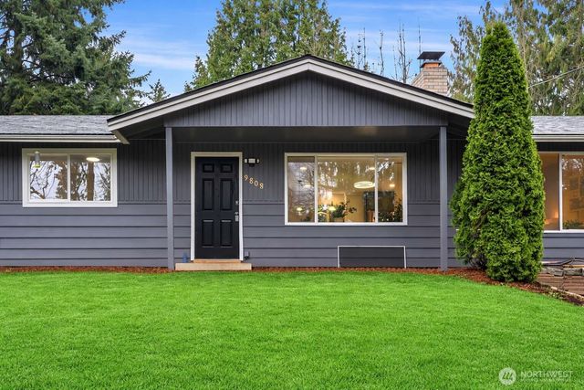 9808 S 252nd St, Kent, WA 98030