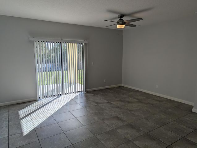 284 SW Ridgecrest Drive, Port St. Lucie, Port St Lucie, FL 34953