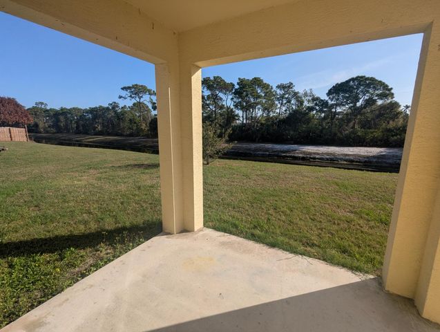 284 SW Ridgecrest Drive, Port St. Lucie, Port St Lucie, FL 34953