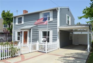 13827 Calvert Street, Valley Glen, CA 91401