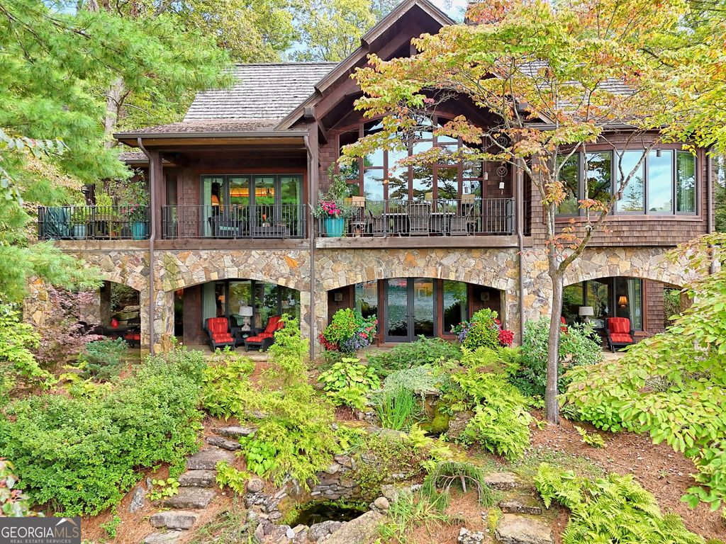 206 Doe Trail, Clayton, GA 30525