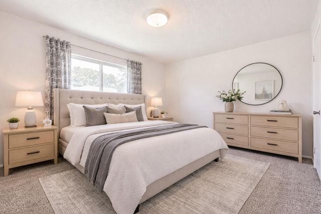 304 Avondale Lane, Friendswood, TX 77546