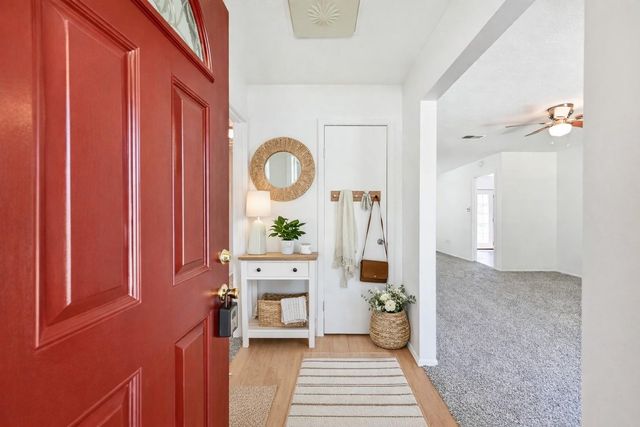 304 Avondale Lane, Friendswood, TX 77546