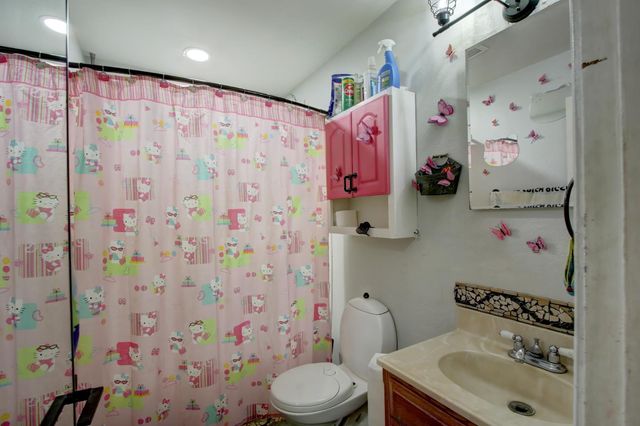 6737 Judistine Dr, Fair Oaks, CA 95628