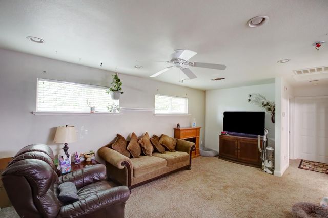 6737 Judistine Dr, Fair Oaks, CA 95628