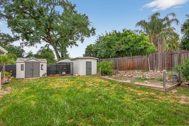 6737 Judistine Dr, Fair Oaks, CA 95628