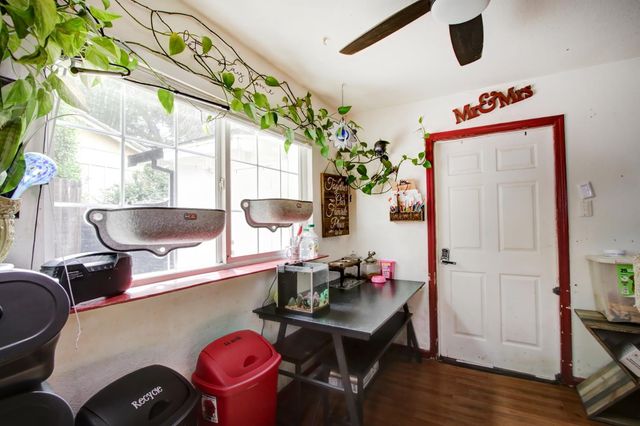 6737 Judistine Dr, Fair Oaks, CA 95628