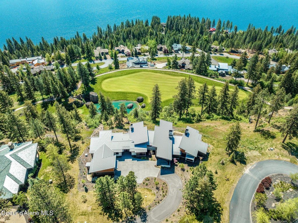 6322 W PLATINUM DR, Coeur d'Alene, ID 83814 photo 3