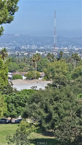 4431 Don Ricardo Dr 13, Los Angeles, CA 90008