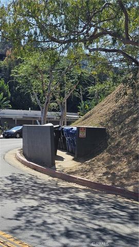 4431 Don Ricardo Dr 13, Los Angeles, CA 90008