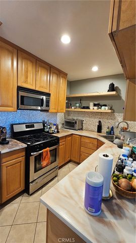 4431 Don Ricardo Dr 13, Los Angeles, CA 90008