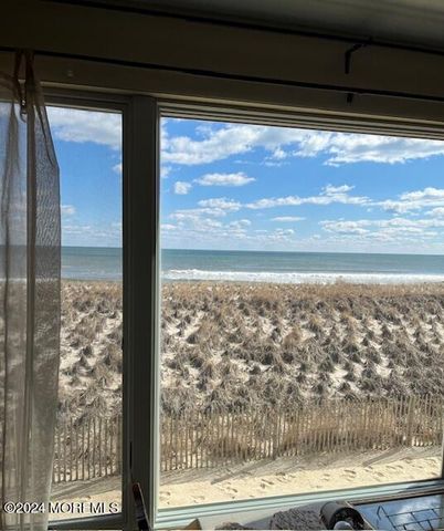 438 Highway 35 N 2204, Mantoloking, NJ 08738