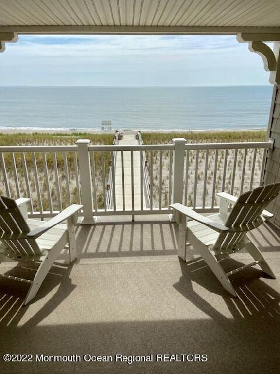 438 Highway 35 N 2204, Mantoloking, NJ 08738