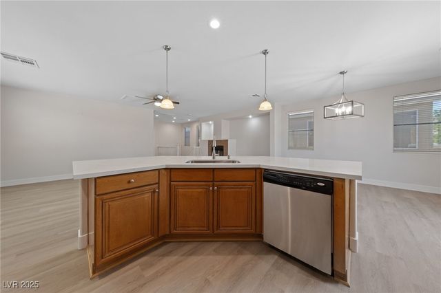 6449 Lake Scene Street, Las Vegas, NV 89148