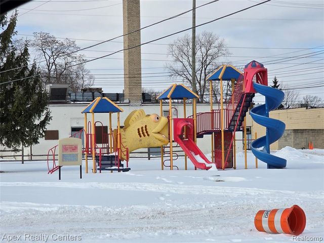 32757 Missaukee Court, Westland, MI 48186