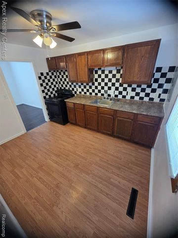 32757 Missaukee Court, Westland, MI 48186