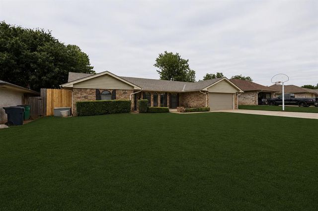 5821 NW 90th Street, Oklahoma City, OK 73162