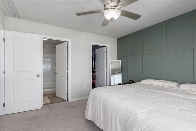 4420 E 44th Street, Des Moines, IA 50317
