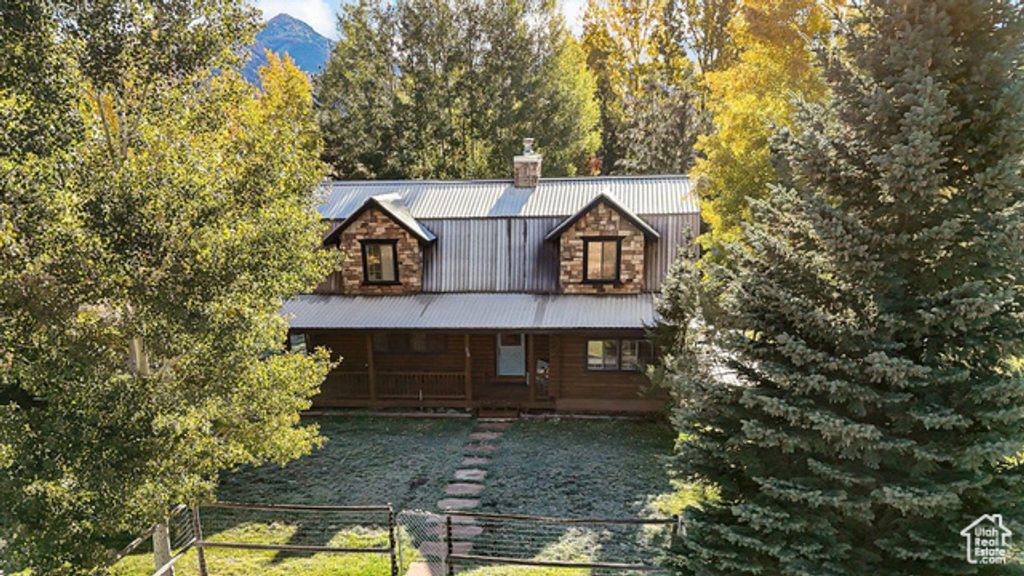 82 N 400 W, Pine Valley, UT 84781