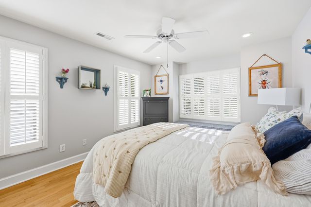 46 High Hammock Way, Pawleys Island, SC 29585