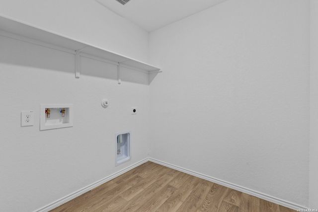 326 Bluetick Trail, Seguin, TX 78155